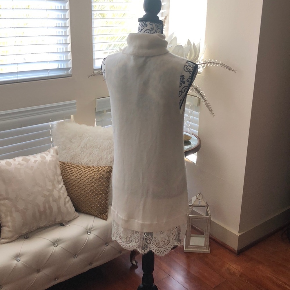 Sweater - Picture 3 of 4